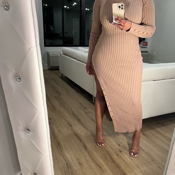 Midi Sweater Bodycon Dress - Picture 2 of 7